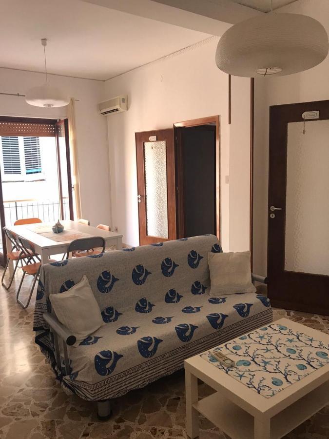 Principessa Giulia Apartment Isola di Ustica Luaran gambar